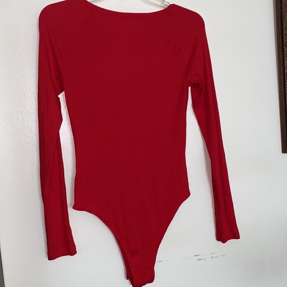 a new day long sleeve body suit red zise: small - Picture 3 of 7